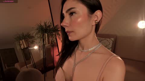 Amy Armstrong online show from December 16, 11:07 pm