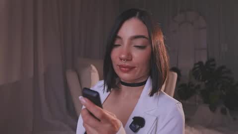 Amy Armstrong online show from April 13, 11:49 pm