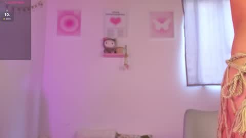 Amy online show from February 4, 9:10 pm