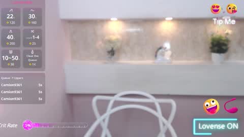 amyjohnsonn online show from December 6, 1:44 pm