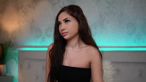  Amy  online show from January 14, 9:30 pm