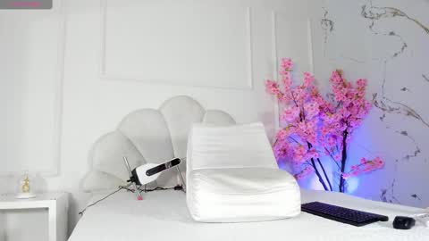 Snapshot of amykord chatting on October 25, 11:40 am Amykord online show from October 25, 11:40 am