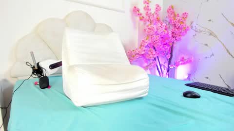 Snapshot of amykord chatting on October 15, 2:30 pm Amykord online show from October 15, 2:30 pm