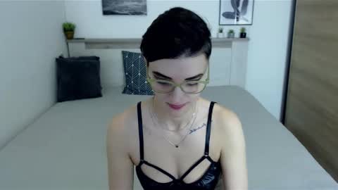 Hi there guys  My pleasure in your hands  pvt is open online show from January 7, 8:13 am