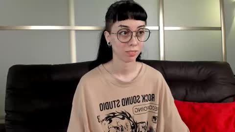 Amy online show from September 10, 5:46 pm