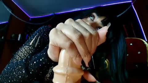 Amy Wong Grey online show from October 3, 11:21 pm