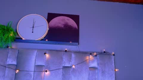  AMMY  online show from December 22, 11:35 am