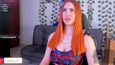 Amy online show from December 13, 6:49 pm