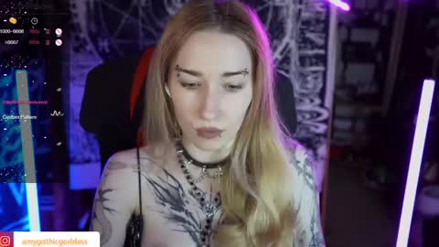 Amy switch Goddess divine Mistress   online show from March 1, 1:07 pm