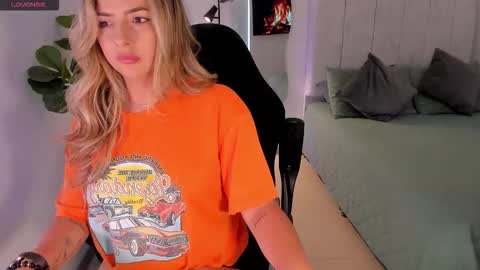    online show from February 25, 7:12 pm