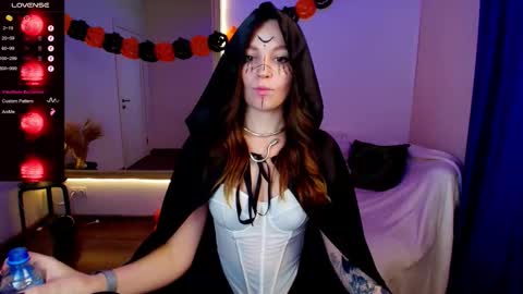 Snapshot of an6elica chatting on October 30, 2:47 am Angie online show from October 30, 2:47 am