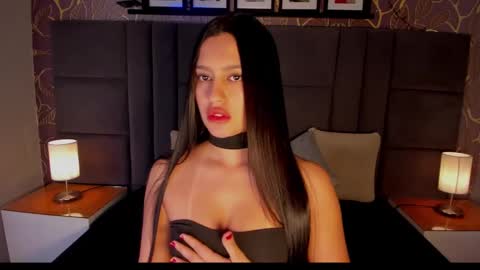 Snapshot of ana_beckett chatting on February 18, 11:33 am Ana  online show from February 18, 11:33 am