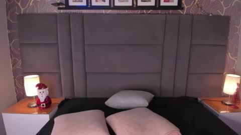 Snapshot of ana_beckett chatting on December 24, 11:38 am Ana  online show from December 24, 11:38 am