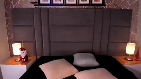 Snapshot of ana_beckett chatting on January 7, 11:58 am Ana  online show from January 7, 11:58 am