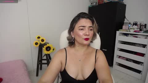  Ana  online show from December 4, 1:09 pm