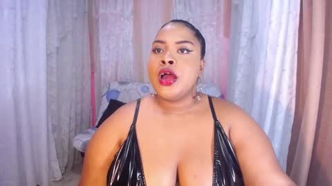 Snapshot of ana_off_alana chatting on January 22, 11:21 pm Ana online show from January 22, 11:21 pm