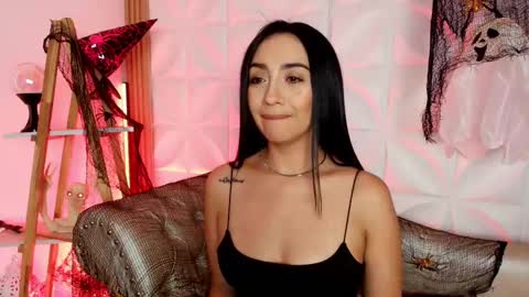   online show from October 2, 5:12 am