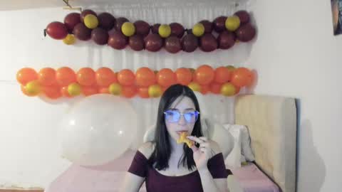 Snapshot of ana_ruuh chatting on February 9, 11:15 pm Im anna but you can call me as you want online show from February 9, 11:15 pm