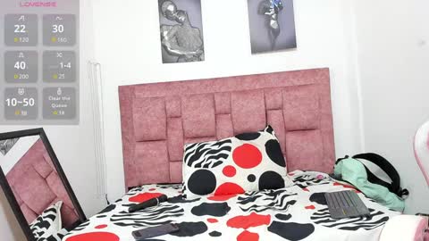 Ana online show from February 7, 11:24 pm