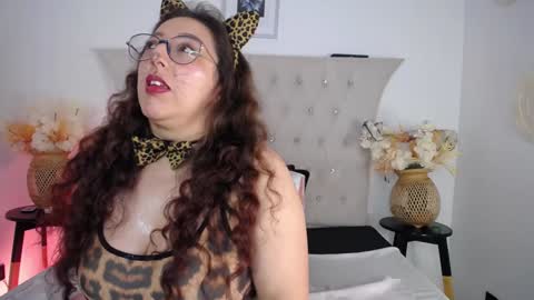 Ana Moon  online show from January 9, 4:30 am