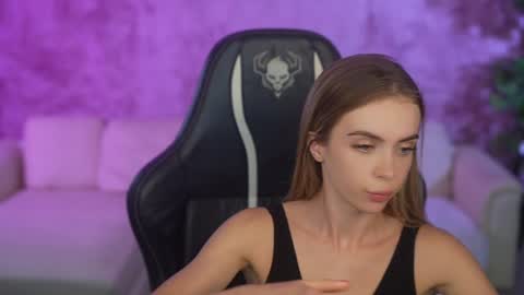 Snapshot of anabel054 chatting on September 19, 3:11 pm Anabel Kira Zlata Kira Elice Lana Dominika Sofy Kaila Bridget online show from September 19, 3:11 pm