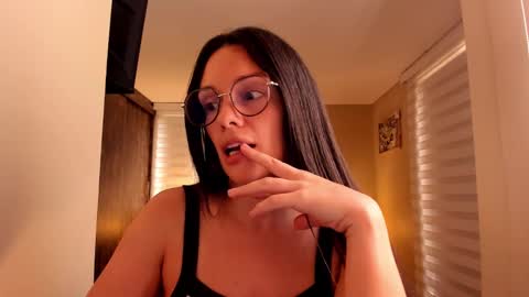 Snapshot of anabel_25 chatting on September 25, 4:17 pm Anabel online show from September 25, 4:17 pm