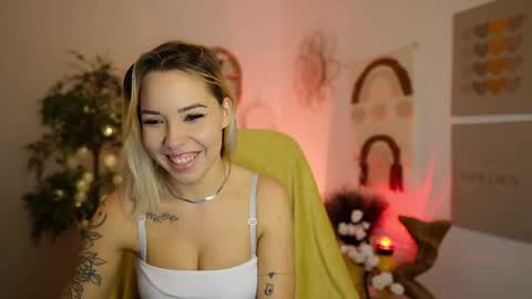 Anabel Moon online show from November 7, 2:33 pm