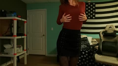 Snapshot of anabelleleigh chatting on January 3, 1:14 pm Anabelleleigh online show from January 3, 1:14 pm