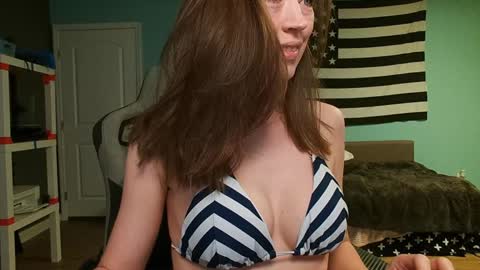 Anabelleleigh online show from March 2, 3:28 am