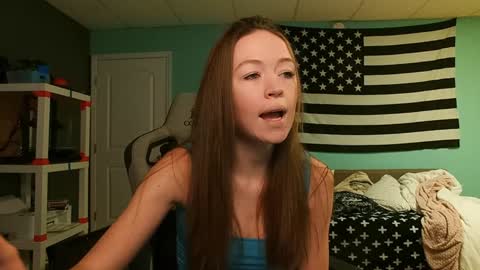 Snapshot of anabelleleigh chatting on January 2, 1:08 pm Anabelleleigh online show from January 2, 1:08 pm