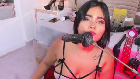 Anagil online show from December 12, 7:37 pm