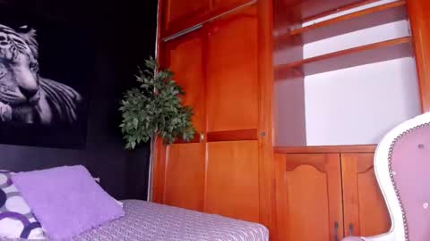 Anahi online show from October 11, 2:16 am