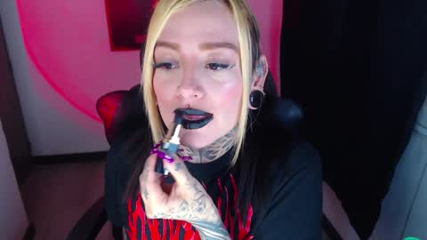Snapshot of anai_gomez chatting on January 8, 8:29 pm Callme Mistress Ani online show from January 8, 8:29 pm