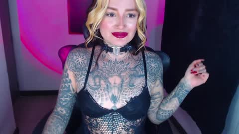 Snapshot of anai_gomez chatting on January 29, 7:53 pm Callme Mistress Ani online show from January 29, 7:53 pm
