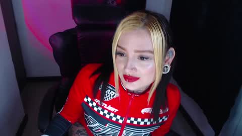 Snapshot of anai_gomez chatting on January 6, 5:59 pm Callme Mistress Ani online show from January 6, 5:59 pm