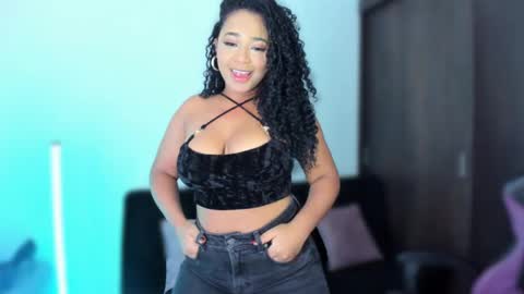      help me to get 100 thumps up  online show from January 18, 11:00 pm