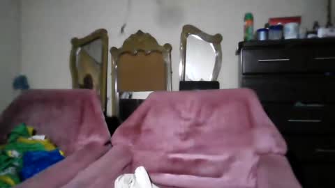 analslut1987 online show from January 30, 7:15 pm