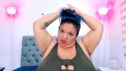 Snapshot of anamariiarios chatting on January 21, 7:50 pm Ana Maria online show from January 21, 7:50 pm