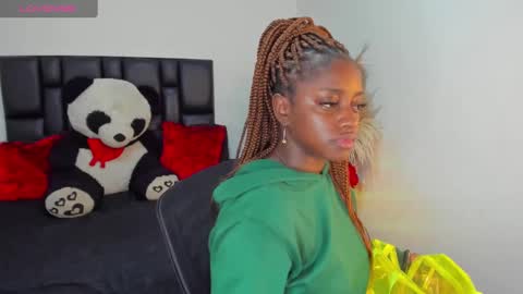 Snapshot of ananya_kay01 chatting on March 1, 10:24 am A N A my connection hours are from 600 pm to 12 pm Colombian time online show from March 1, 10:24 am