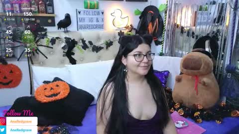 Snapshot of anaredgrave chatting on November 1, 7:23 am Anastasia Redgrave online show from November 1, 7:23 am