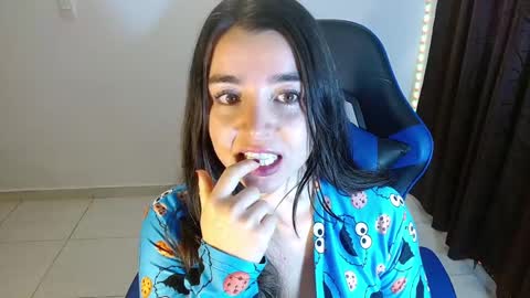 ana 3 online show from December 7, 11:18 am