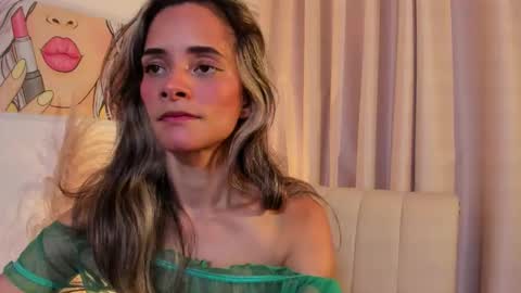 Snapshot of anaskinny chatting on October 24, 7:54 pm Ana online show from October 24, 7:54 pm