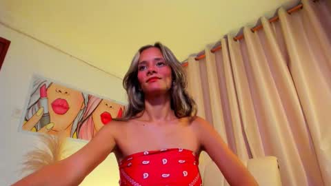 Snapshot of anaskinny chatting on October 8, 7:29 pm Ana online show from October 8, 7:29 pm