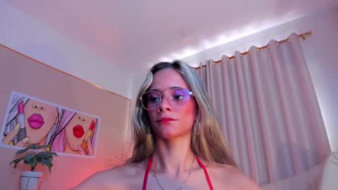 Ana online show from February 2, 7:25 pm