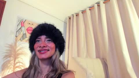 Ana online show from February 26, 8:30 pm