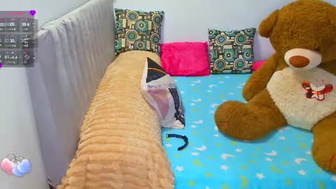 Ana online show from July 29, 1:33 pm