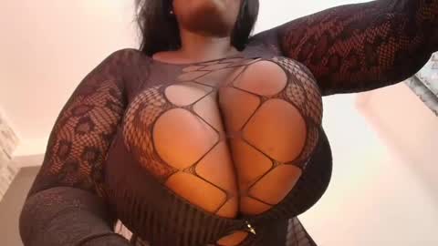 ana  online show from March 1, 9:48 pm