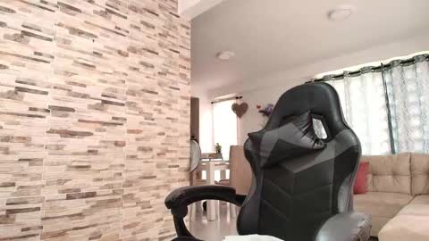 ana  online show from January 6, 2:36 pm