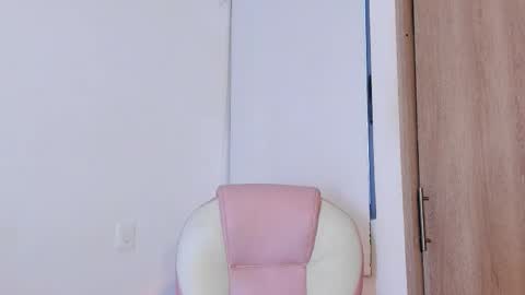 Anastacia online show from October 19, 11:01 am