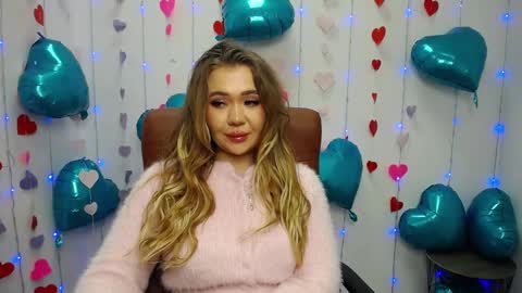 anastacyyellig online show from February 16, 6:21 am